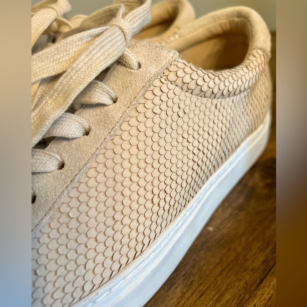 J Slides | Sand & White Lacee Leather Sneaker - Women’s 6.5 - Picture 6 of 10